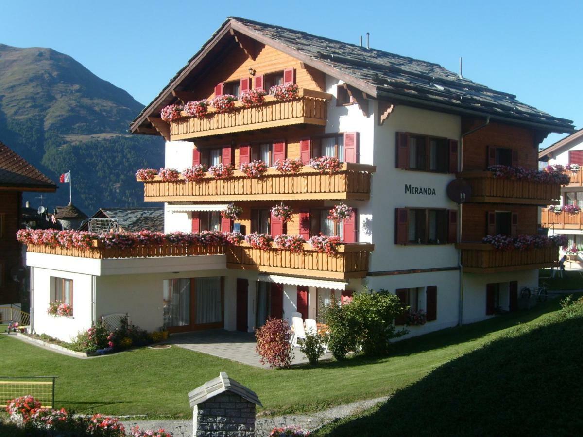 Haus Miranda Graechen Daire Dış mekan fotoğraf